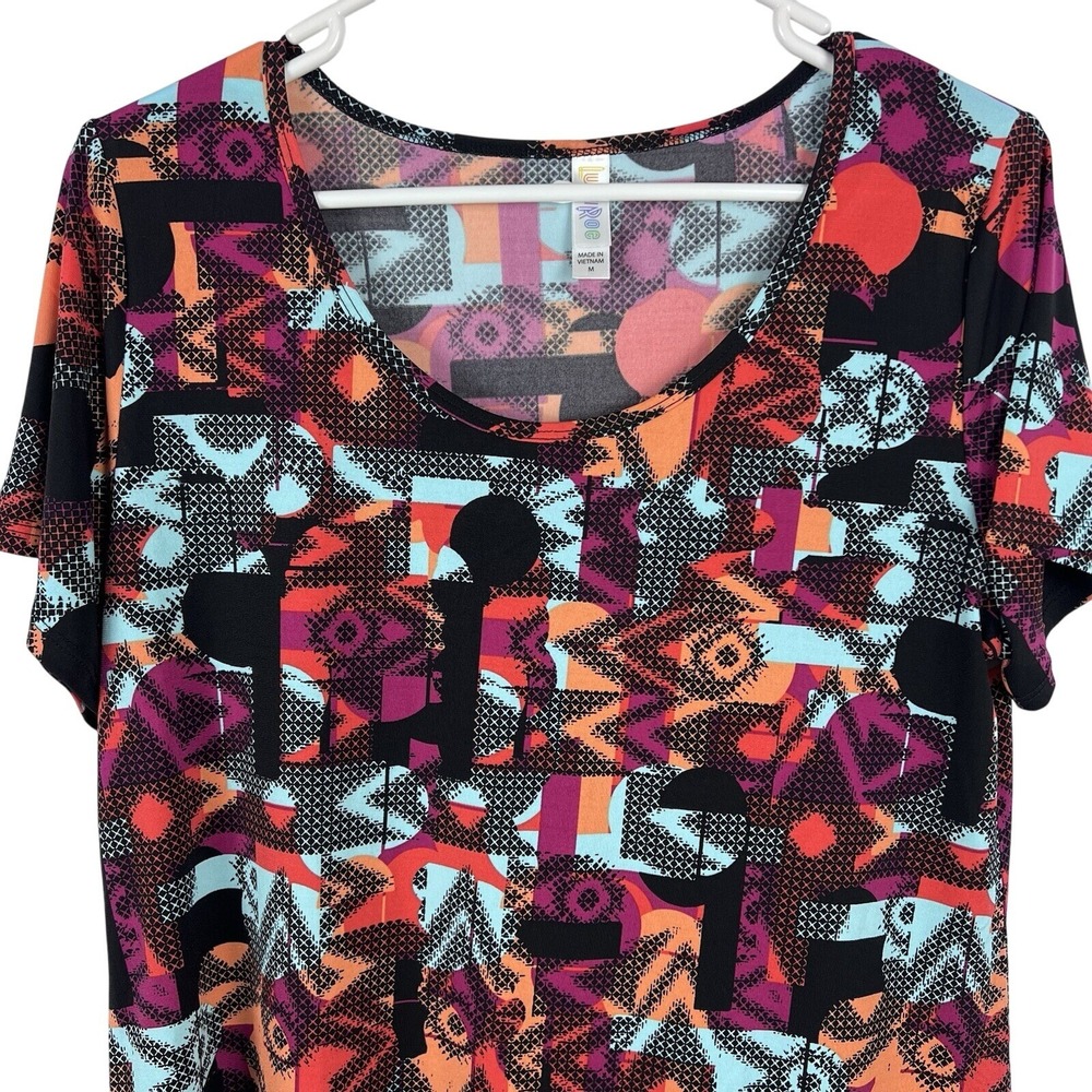 LuLaRoe Womens M Classic Top Multicolor Geometric Abstract Short‎ Sleeve Shirt